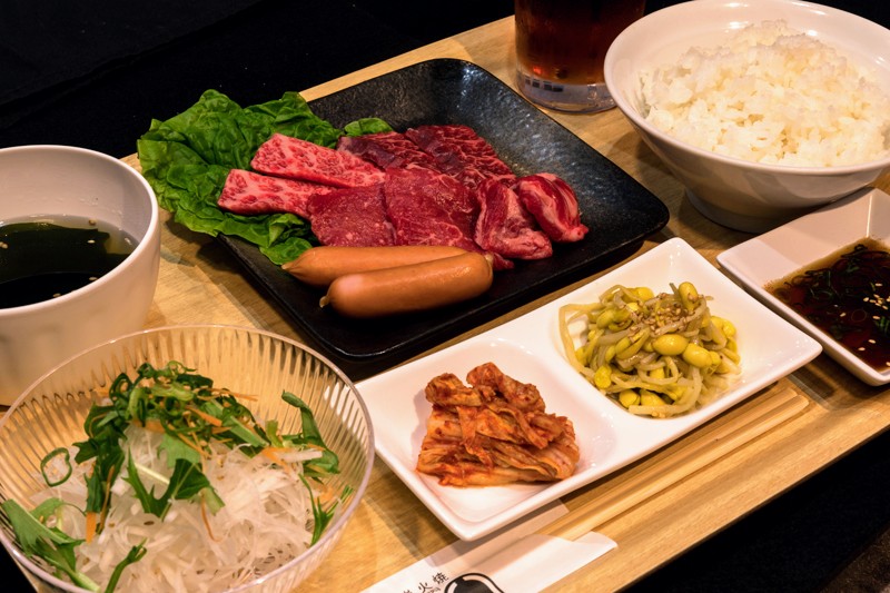 なら八定食